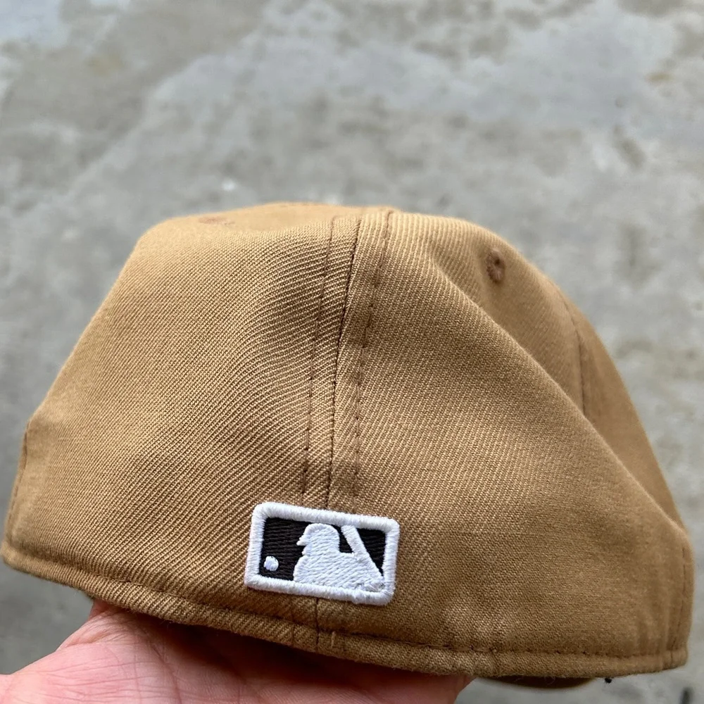 Anaheim Angel’s Limited Edition New Era Fitted Hat Size 7 3/8 : 58.7 CM - Picture 2 of 6